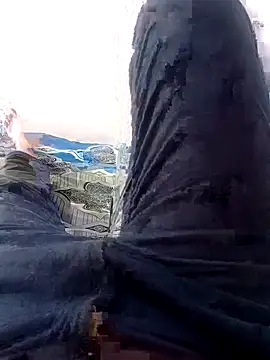 hackyourpussyxh online show from 5, 4, 2026