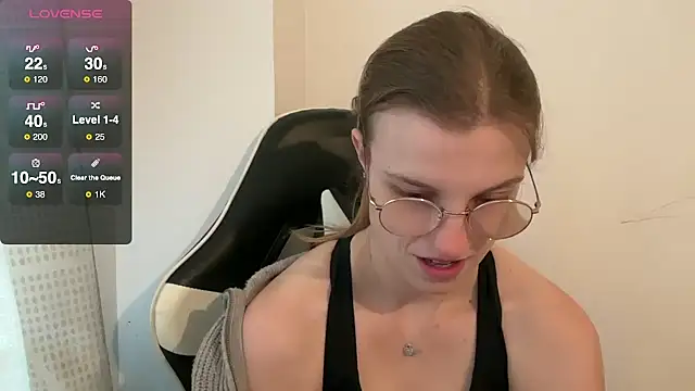 BustyKellyXXX online show from 10, 11, 2025