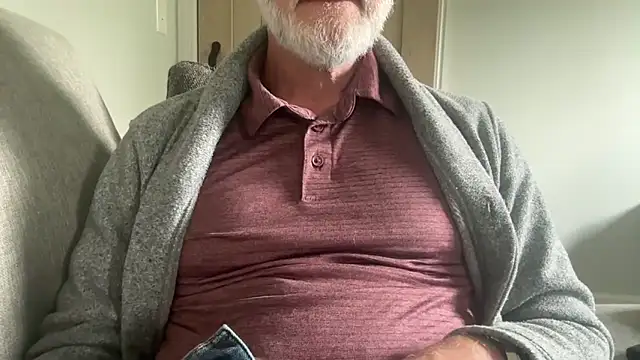 Snapshot of braselton06 chatting on 15, 10, 2025 braselton06 online show from 15, 10, 2025