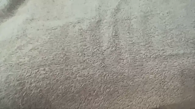 Snapshot of 0xdeexnutz chatting on 28, 10, 2025 0xdeexnutz online show from 28, 10, 2025