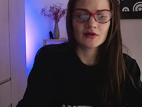 Camila-ventura online show from 26, 10, 2025