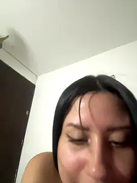 lucy grey25 online show from 5, 1, 2026