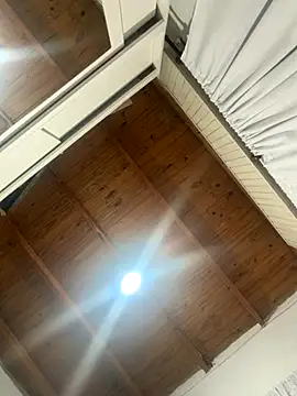 Babylovetiernax online show from 3, 12, 2025