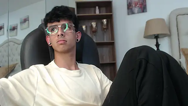 Ibratxandy online show from 18, 4, 2026