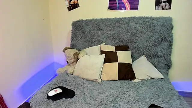  viollette  online show from 17, 10, 2025