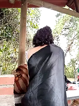 Snapshot of Tendercouple1 chatting on 15, 10, 2025 Tendercouple1 online show from 15, 10, 2025