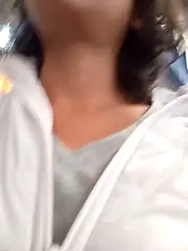 Snapshot of Tendercouple1 chatting on 22, 10, 2025 Tendercouple1 online show from 22, 10, 2025