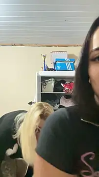 Snapshot of monikee69 chatting on 18, 6, 2026 monikee69 online show from 18, 6, 2026