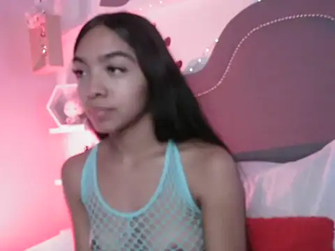 pocahontamoon online show from 15, 11, 2025