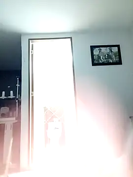 Arianna Moss online show from 24, 10, 2025