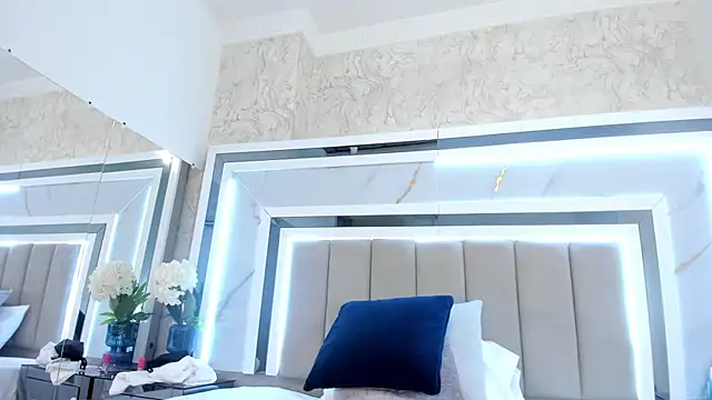 melodycharlotte online show from 24, 9, 2025