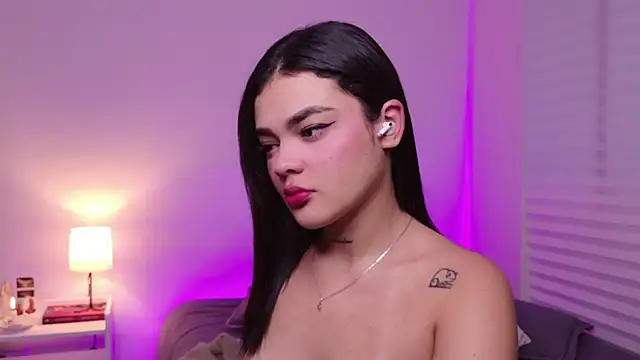 Snapshot of DulceDuarte chatting on 18, 2, 2026 DulceDuarte online show from 18, 2, 2026