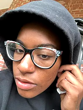 Tu GataLinda online show from 24, 9, 2025