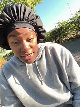 Tu GataLinda online show from 5, 10, 2025