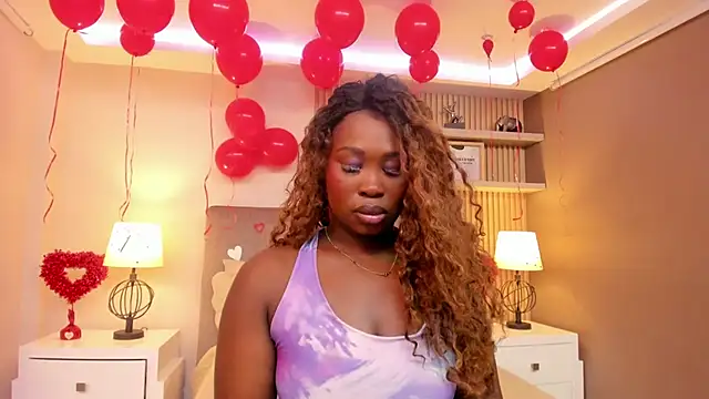 Snapshot of SerenaWinslow chatting on 18, 2, 2026 SerenaWinslow online show from 18, 2, 2026