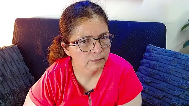 Snapshot of Linda_banks_ chatting on 19, 7, 2026 Linda banks online show from 19, 7, 2026