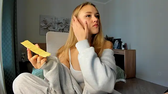 flooora 0 online show from 24, 5, 2026