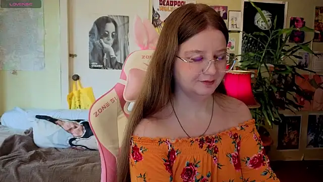 Sienna-Cow online show from 21, 9, 2025