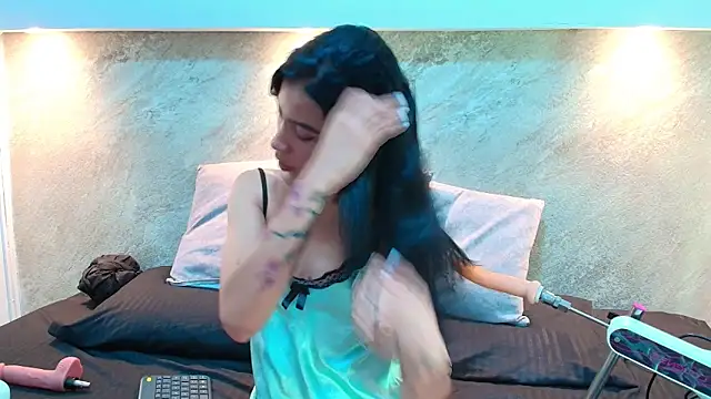 Snapshot of Dixie_grey1 chatting on 2, 10, 2025 Dixie grey1 online show from 2, 10, 2025