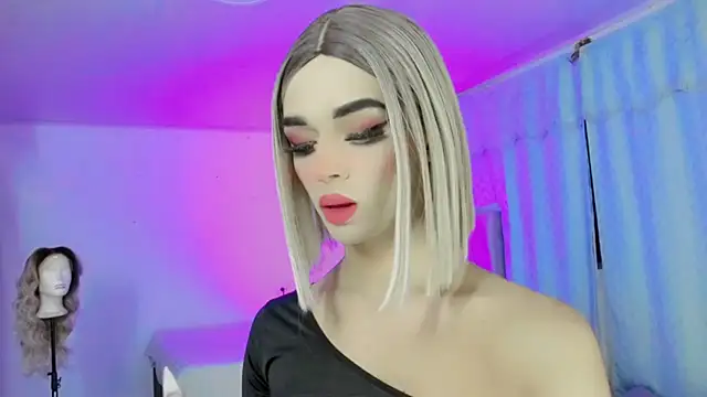 Snapshot of HANNAH_BACKERS chatting on 28, 11, 2025 HANNAH BACKERS online show from 28, 11, 2025