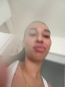 Snapshot of BlueEyes_BB chatting on 1, 6, 2026 BlueEyes BB online show from 1, 6, 2026