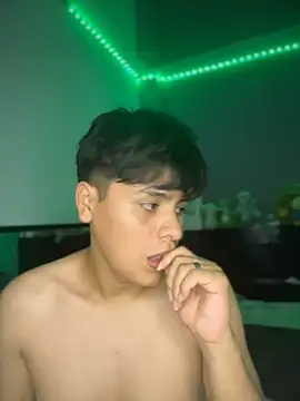 Snapshot of Kailertwink chatting on 9, 2, 2026 Kailertwink online show from 9, 2, 2026