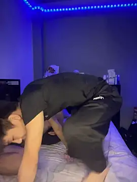 Snapshot of Kailertwink chatting on 26, 4, 2026 Kailertwink online show from 26, 4, 2026