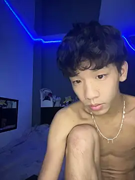 Snapshot of Kailertwink chatting on 16, 6, 2026 Kailertwink online show from 16, 6, 2026