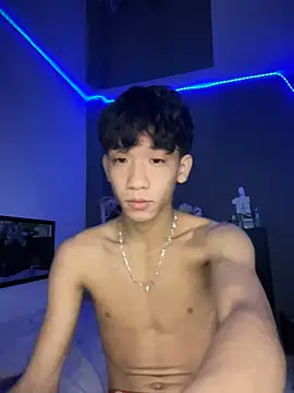 Snapshot of Kailertwink chatting on 20, 6, 2026 Kailertwink online show from 20, 6, 2026