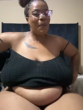 THICKBUNNYCHICKxxx online show from 4, 4, 2026