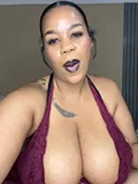 Snapshot of THICKBUNNYCHICKxxx chatting on 24, 7, 2026 THICKBUNNYCHICKxxx online show from 24, 7, 2026
