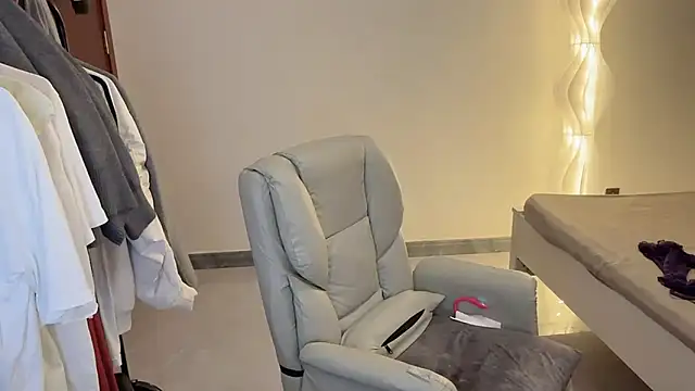 Robin-o3 online show from 2, 11, 2025