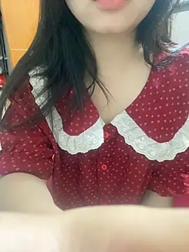 Snapshot of Luzizi- chatting on 19, 9, 2025 Luzizi- online show from 19, 9, 2025