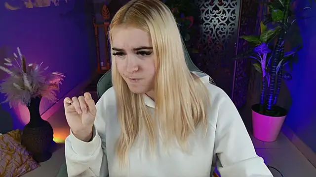 Stef Nicks online show from 8, 11, 2025