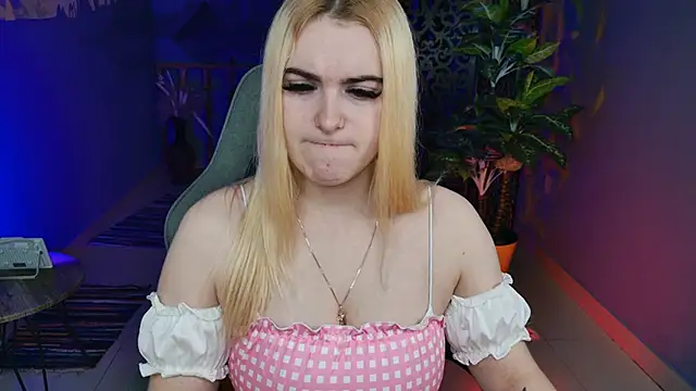 Stef Nicks online show from 5, 12, 2025