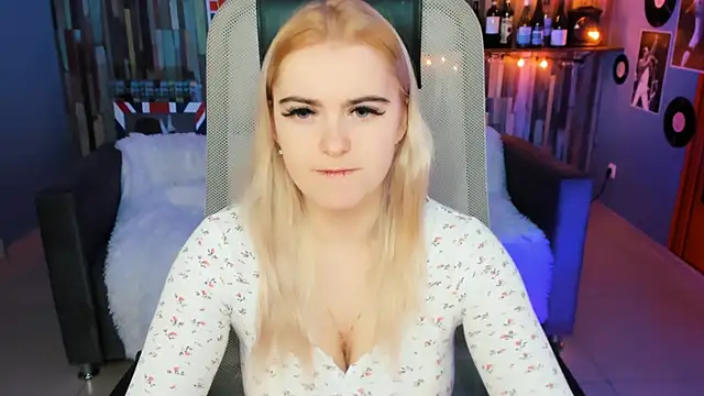 Stef Nicks online show from 1, 2, 2026