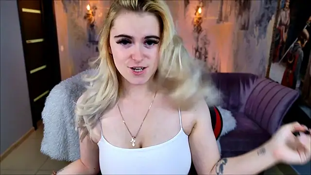 Snapshot of Stef_Nicks chatting on 9, 7, 2026 Stef Nicks online show from 9, 7, 2026