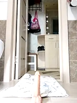 N i k o l a u online show from 10, 4, 2026