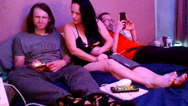 Snapshot of EllaMira44 chatting on 1, 11, 2025 EllaMira44 online show from 1, 11, 2025