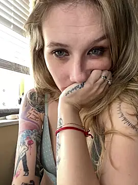 AutumnTides online show from 22, 2, 2026