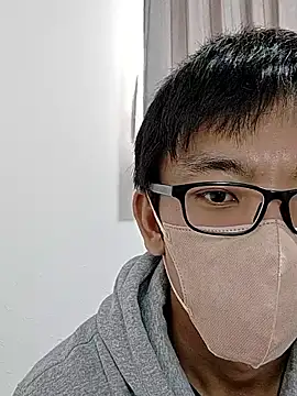 mitsuki0915 online show from 15, 12, 2025