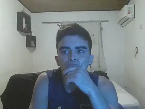 Snapshot of Rodrigo99_9 chatting on 14, 4, 2026 Rodrigo99 9 online show from 14, 4, 2026