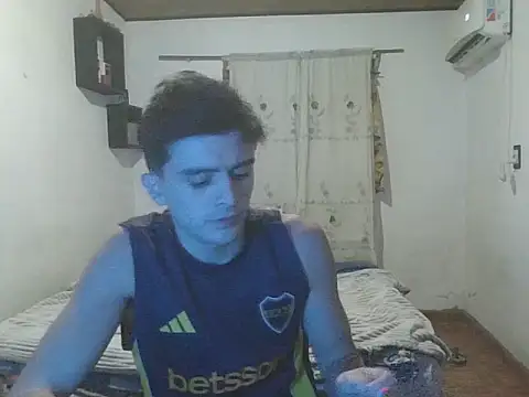 Snapshot of Rodrigo99_9 chatting on 5, 5, 2026 Rodrigo99 9 online show from 5, 5, 2026