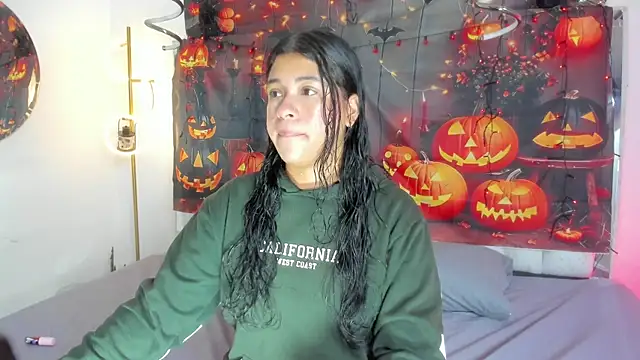 Snapshot of Ivy_nt chatting on 22, 10, 2025 Ivy nt online show from 22, 10, 2025