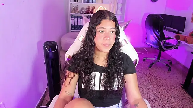 Snapshot of Ivy_nt chatting on 30, 11, 2025 Ivy nt online show from 30, 11, 2025