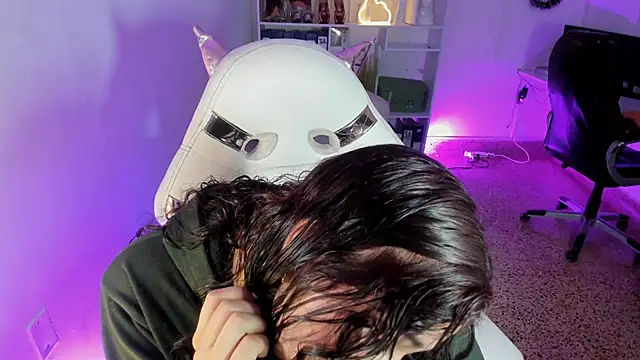 Snapshot of Ivy_nt chatting on 2, 12, 2025 Ivy nt online show from 2, 12, 2025