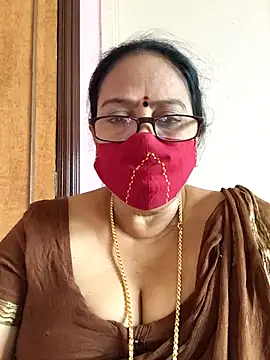 Snapshot of heera-rani chatting on 16, 9, 2025 heera-rani online show from 16, 9, 2025
