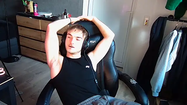 Snapshot of Rudi2007Eye chatting on 19, 2, 2026 Rudi2007Eye online show from 19, 2, 2026