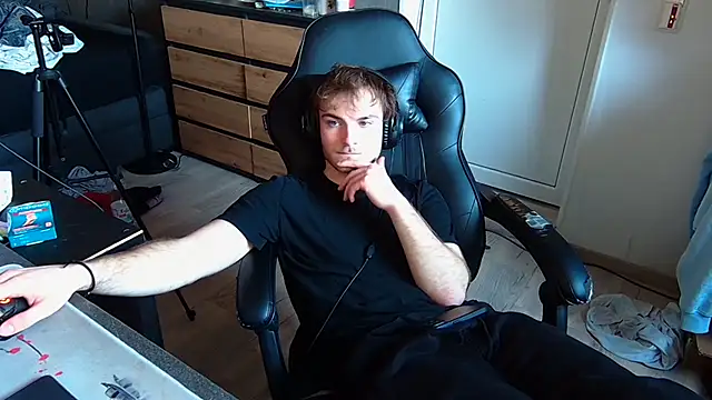 Snapshot of Rudi2007Eye chatting on 26, 2, 2026 Rudi2007Eye online show from 26, 2, 2026