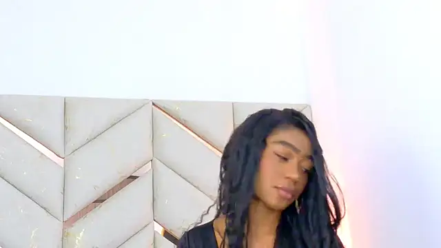 AlanaDoll online show from 11, 11, 2025